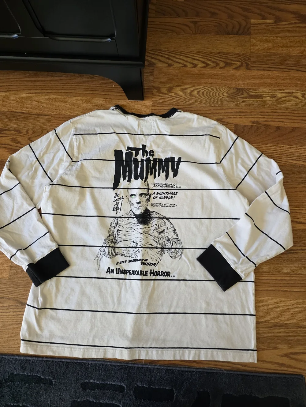 The Mummy Levis Universal Monsters Shirt - Picture 3 of 4